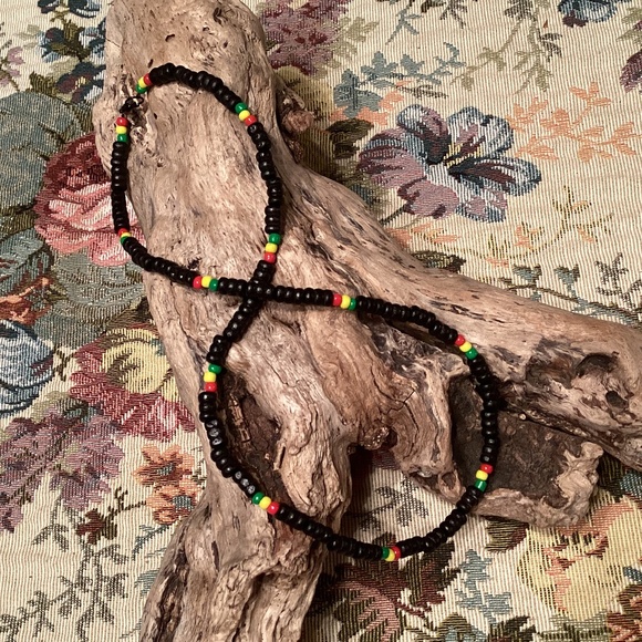 Beaded Rasta Necklace Jamaican Colors Unisex 21” - Picture 1 of 4